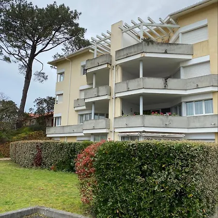 Le Cap Landais * Merignac (Gironde)